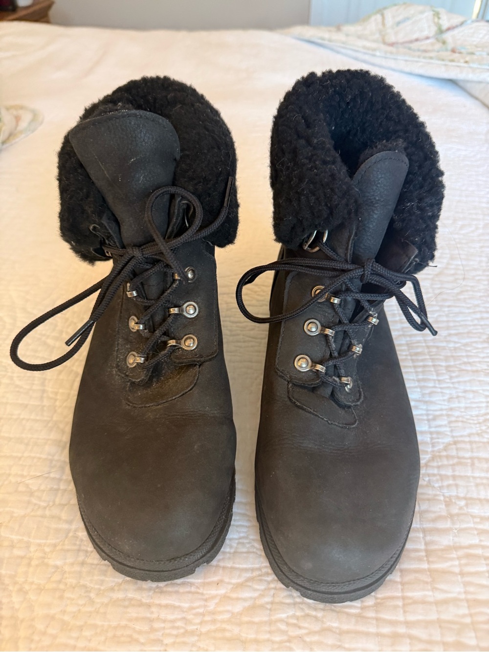 Sorel Black Faux-Shearling Lace-Up Winter Boots